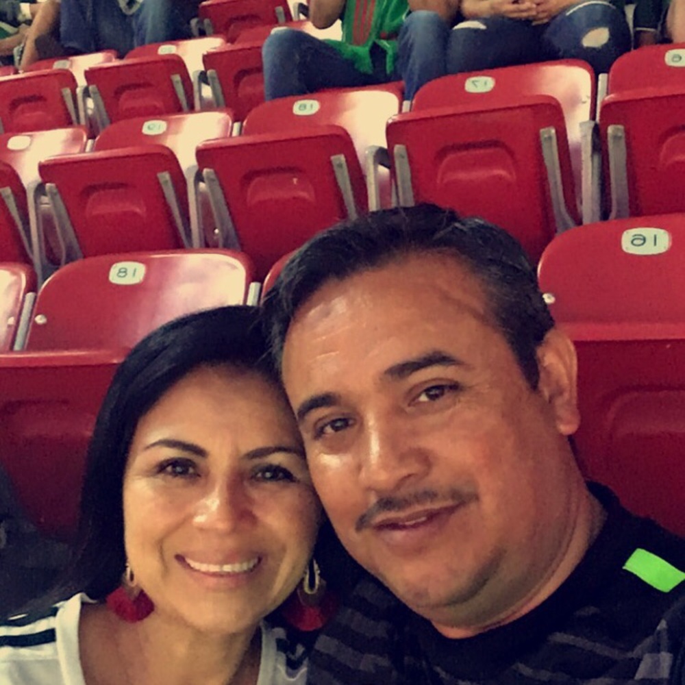 Meet your Posher, Yanet